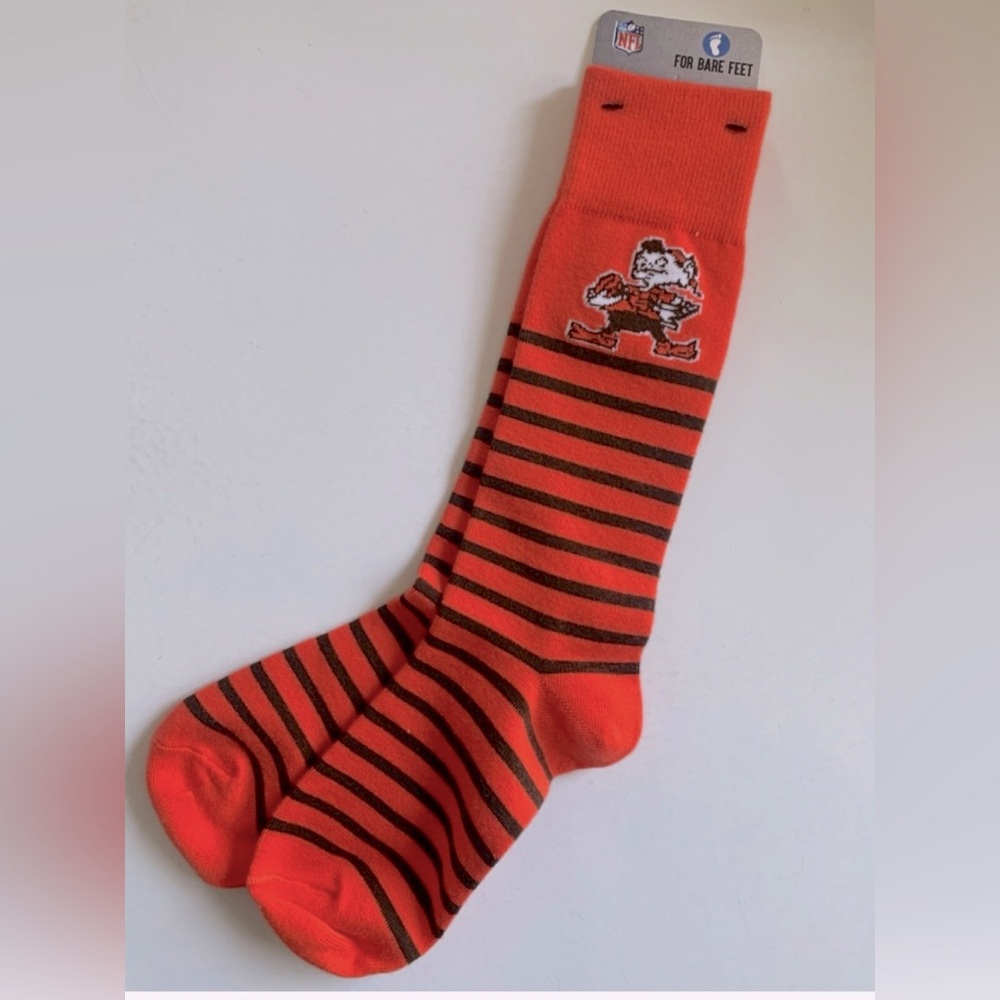 NFL Dress Socks OS CLEVELAND BROWNS Football ELF Thin Striped Orange Brown NWT